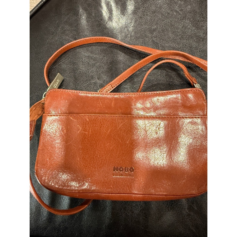 Hobo International Cognac Leather Slim Crossbody Bag Organizer Cognac Brown